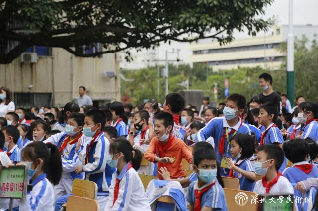 進校園2改.jpg 進校園2改.jpg